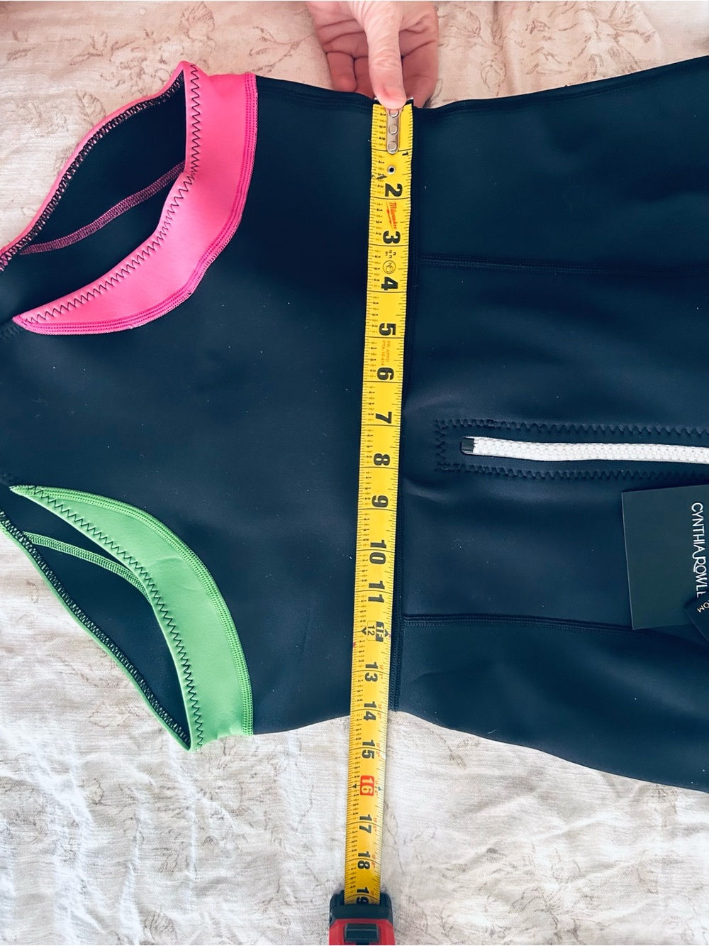 BRAND NEW NWT Cynthia Rowley Byron Sleeveless 2mm Wetsuit Black Multi XL - Picture 5 of 7